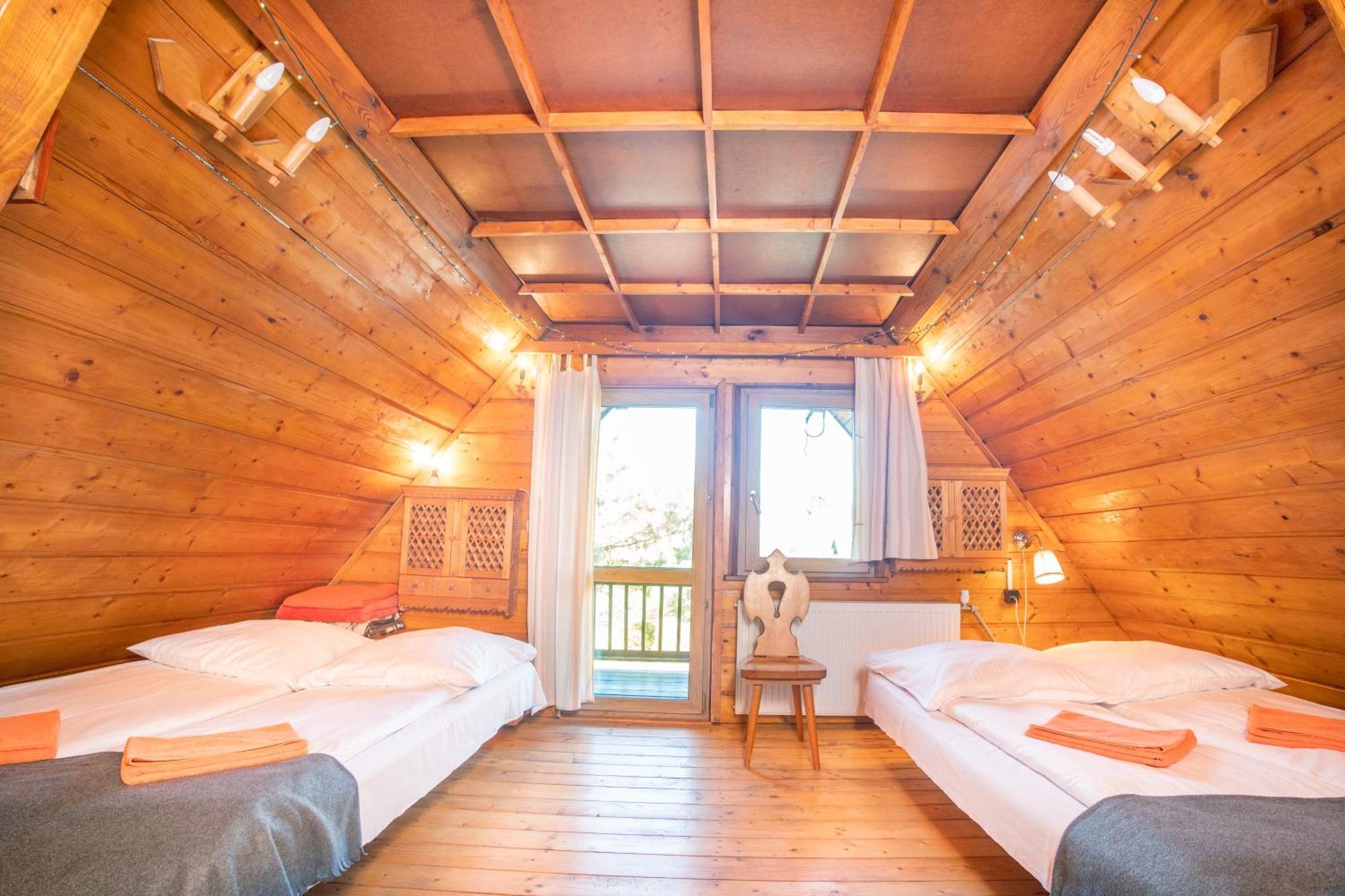 Klimatyczna Chatka U Podnoza Gory Porąbka Exterior foto